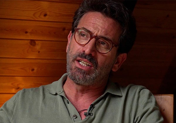 Mario, el pegamento familiar