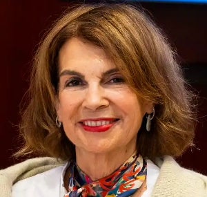 ANA GONZÁLEZ-PINTO ARRILLAGA